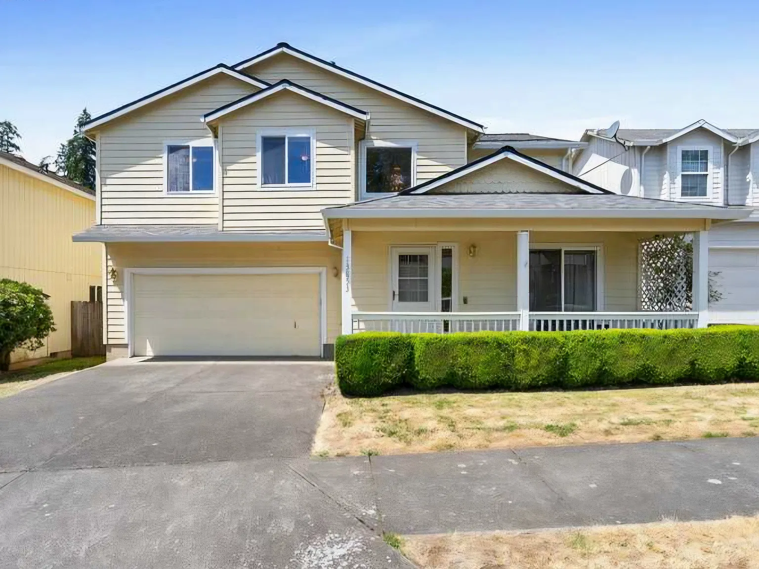 4 bed, 2.5 bath, 1800 sqft, $3,000 — Photo 2