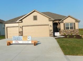 13275 N Copper Ridge Dr, Platte City, MO 64079