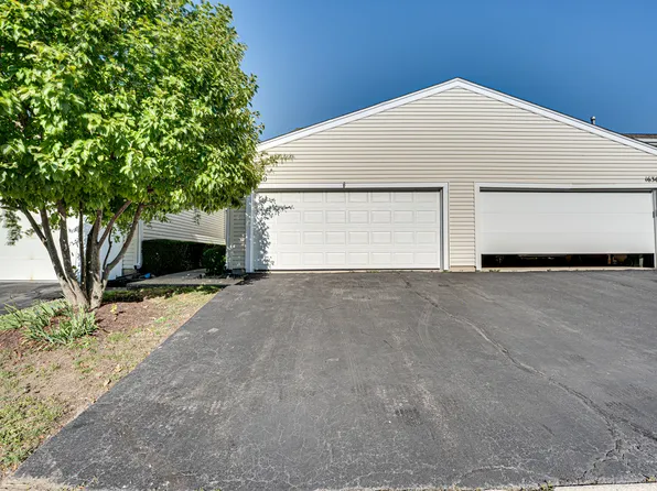 1640 Hilton Head Dr, Naperville, IL 60563