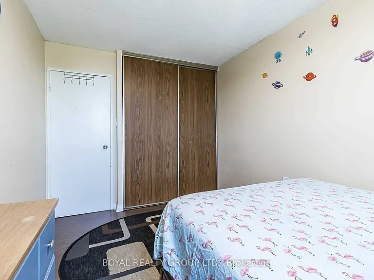 18 Knightsbridge Rd #303 — Photo 20