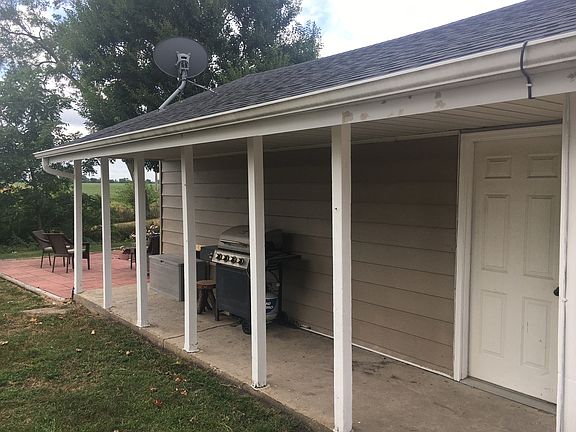3rd image of 1352 E Us Highway 6