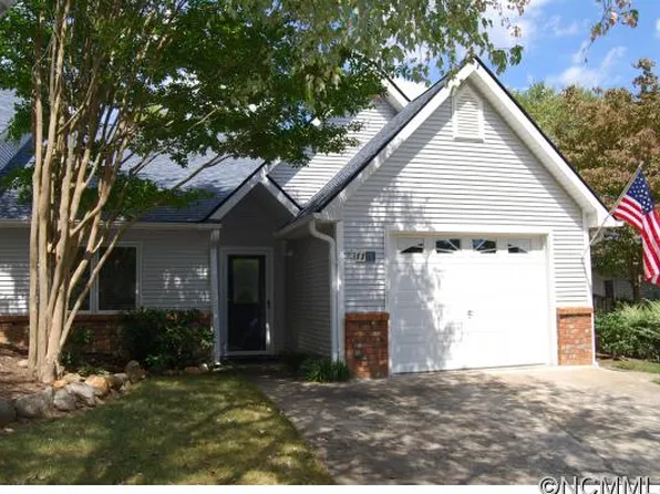 11 Silver Pl, Black Mountain, NC 28711