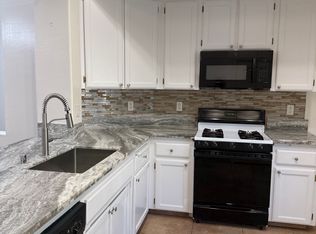 6021 Lakewood Shores Dr, Bakersfield, CA 93312