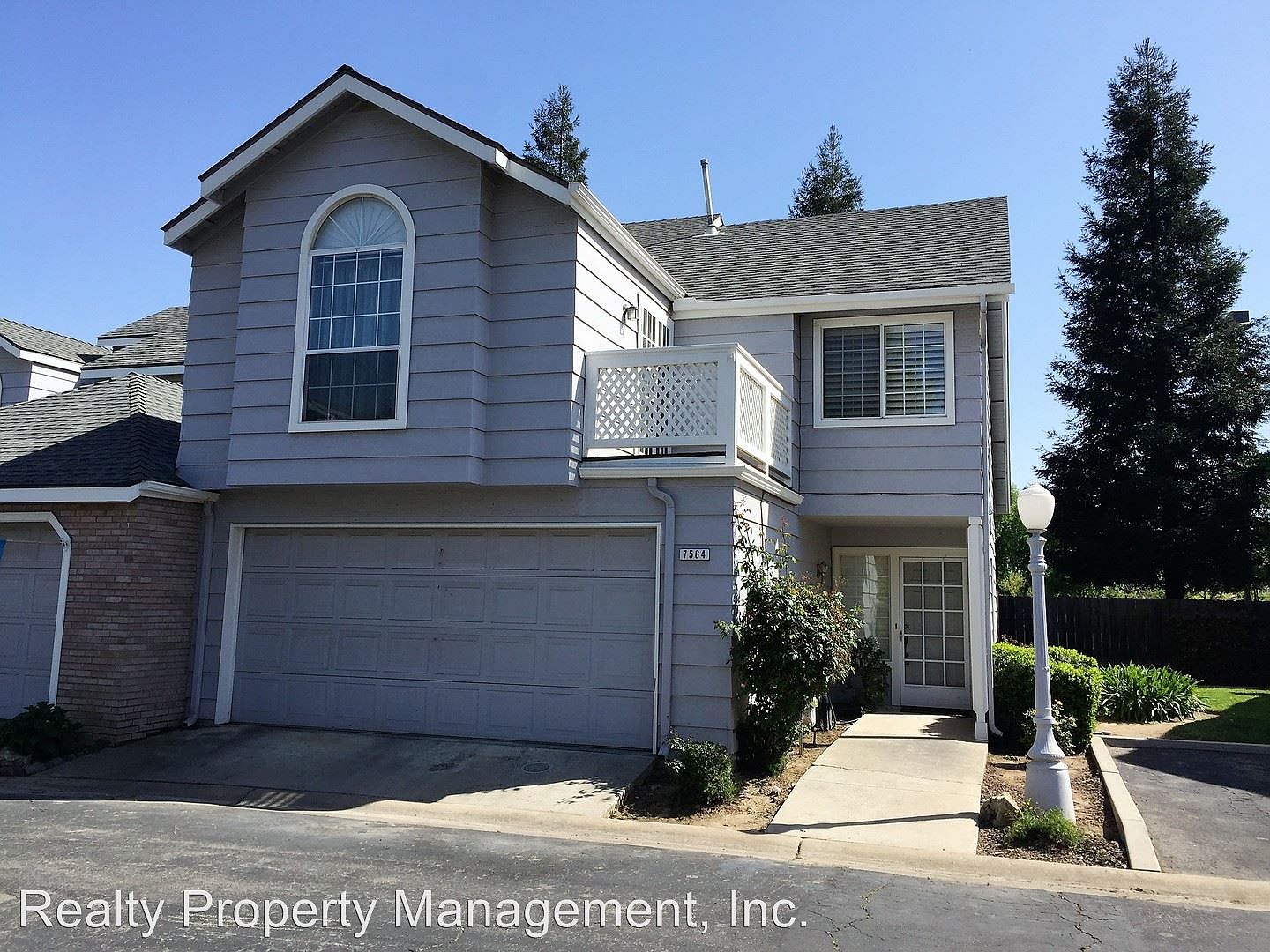 7564 N Millbrook Ave, Fresno, CA 93720 | Zillow