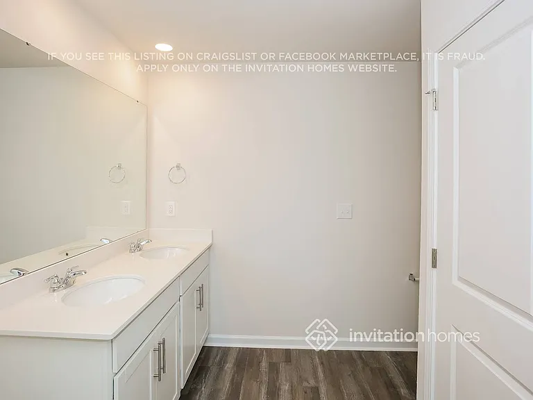 11561 Brier Village Ln — Photo 14