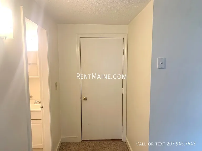 29 Chamberlain St #3 — Photo 8
