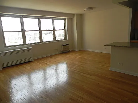 Rented by Stellar Management | media 6