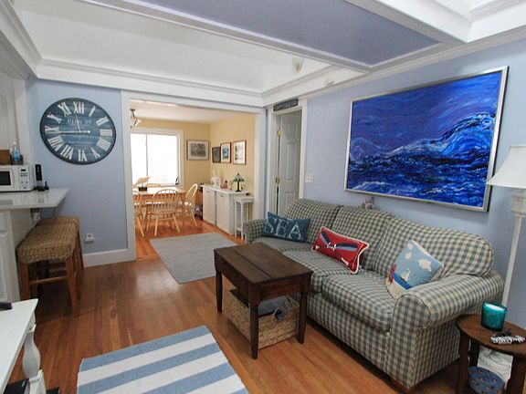 5th image of 43 Pond Street #15