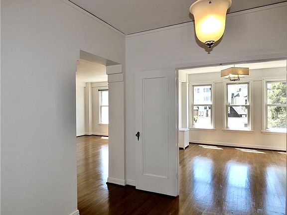 4th image of 1750 Vallejo St APT 401
