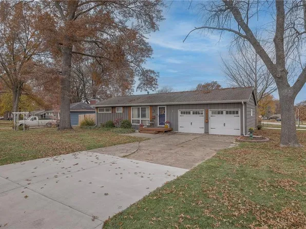 7230 Conser St, Overland Park, KS 66204