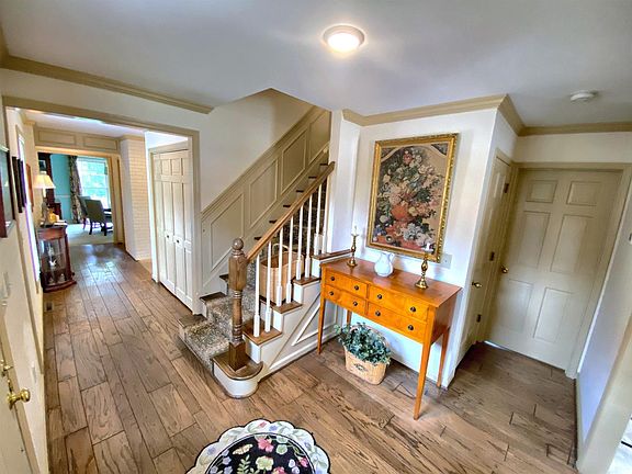 5th image of 235 Bon Haven Dr