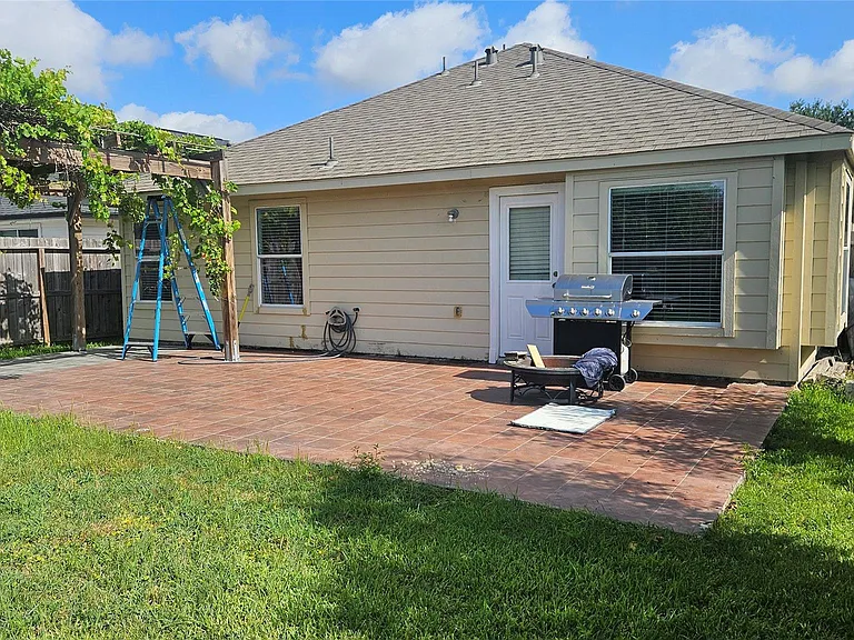 9611 Drummond Cliff Ln — Photo 15