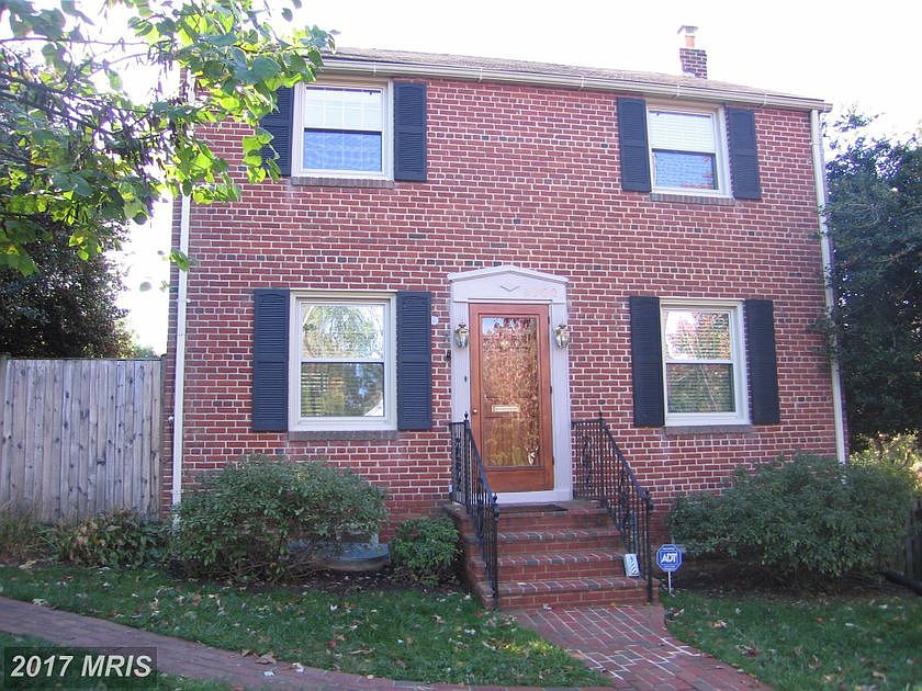 1st image of 2300 N Harrison St