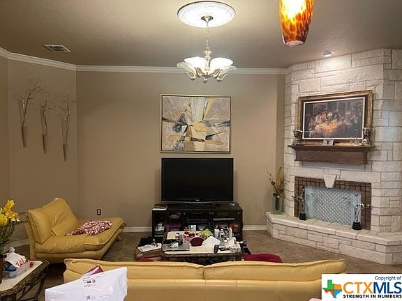 2nd image of 7628 Gunbarrel Dr