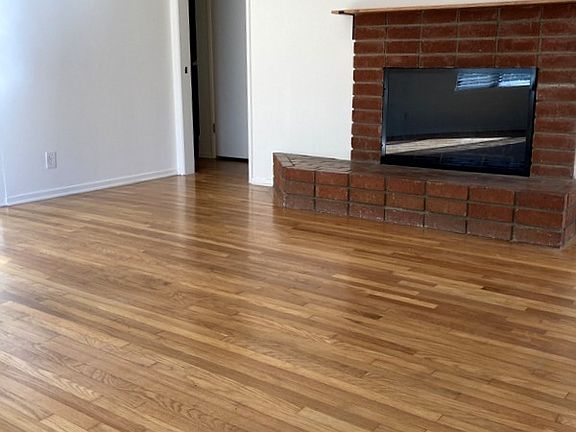 2nd image of 1032 9th St APT G