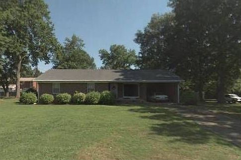 1st image of 1304 Sheridan Dr