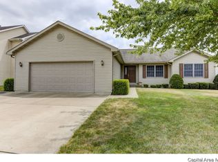 4020 Oakview Dr, Springfield, IL 62712