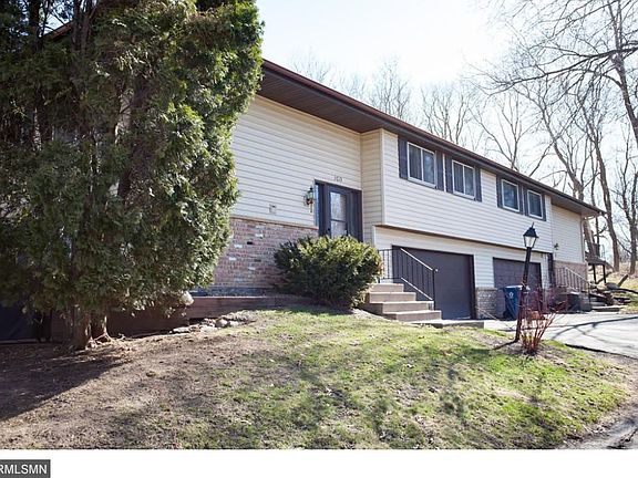2nd image of 3719 Granada Ct N