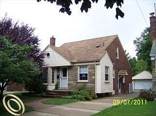 1st image of 6789 Winona Ave