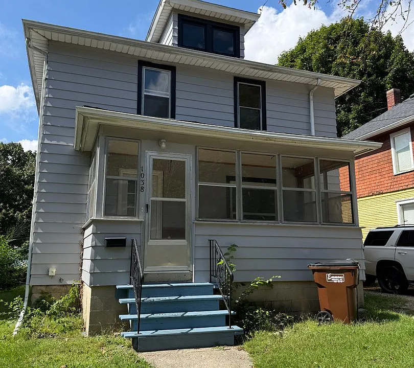 1038 Greenwood Ave
