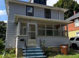1038 Greenwood Ave, Jackson, MI 49203