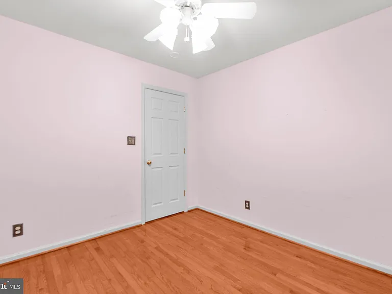 10721 Colbys Ln — Photo 37
