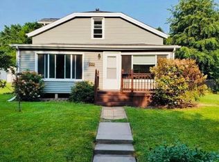 808 Ten Plus St, Bettendorf, IA 52722