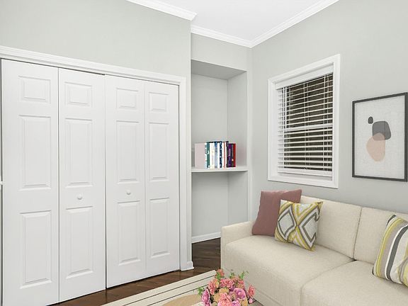 4th image of 2053 W Summerdale Ave APT 1N