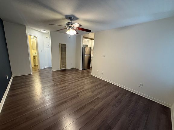3rd image of 1032-1036 S Normandie Ave #5
