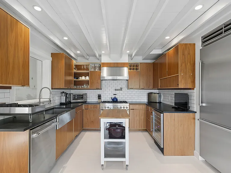 9 S Pond Rd — Photo 13