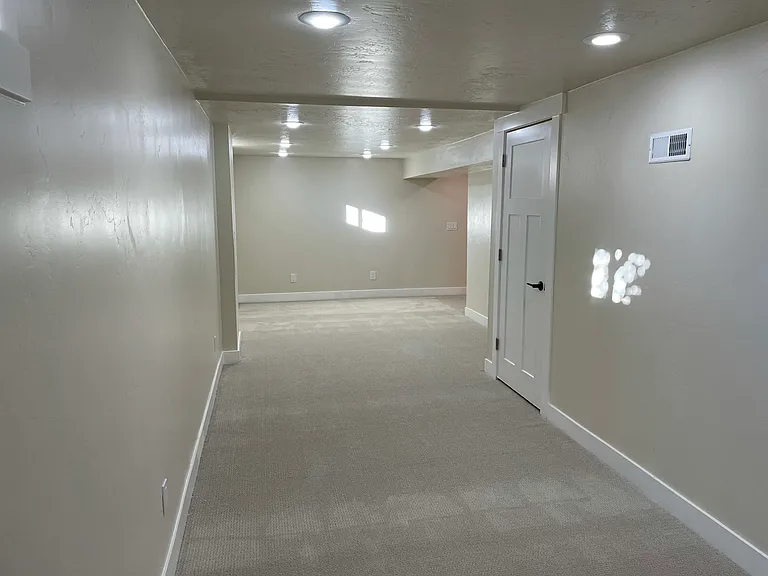 864 N 350 E — Photo 15