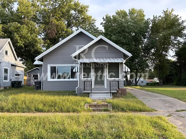 121 Warrington Ave, Danville, IL 61832