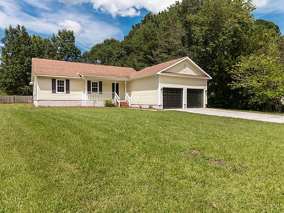 3rd image of 104 Quartz Dr