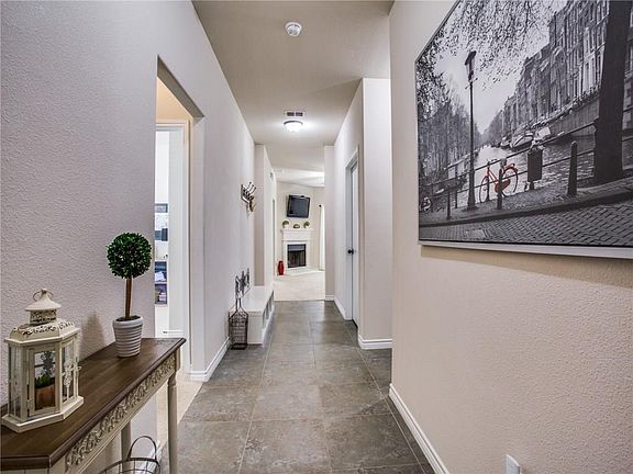 5th image of 615 Concho Dr