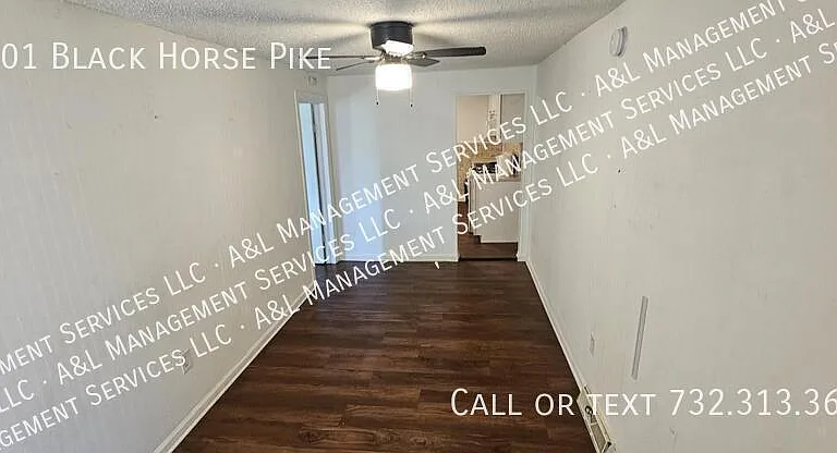 1001 Black Horse Pike — Photo 2
