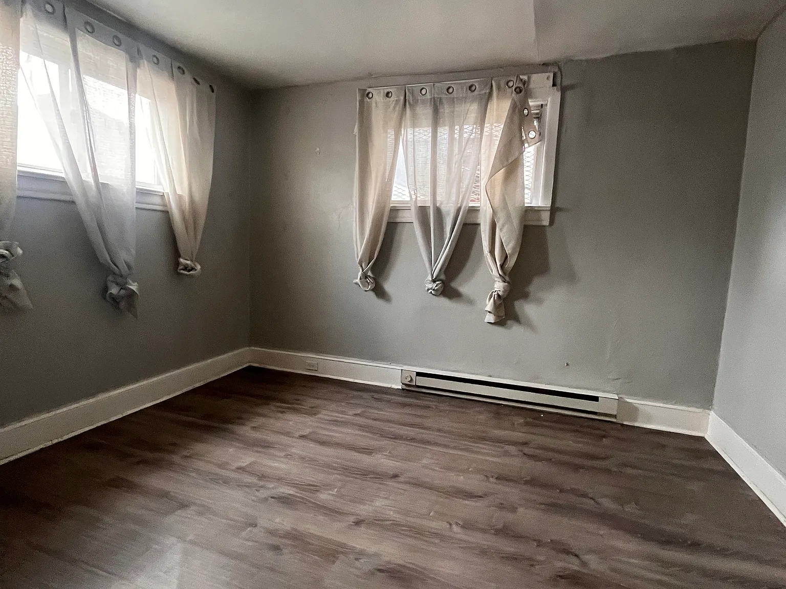 2 bed, 700 sqft, $1,100 — Photo 4