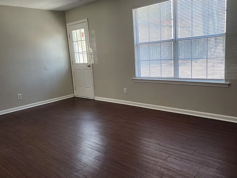 32 Norwood Ct — Photo 6