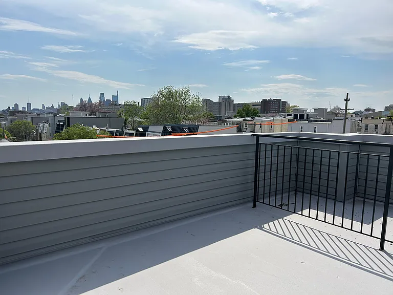 2205 N Franklin St #2 — Photo 22