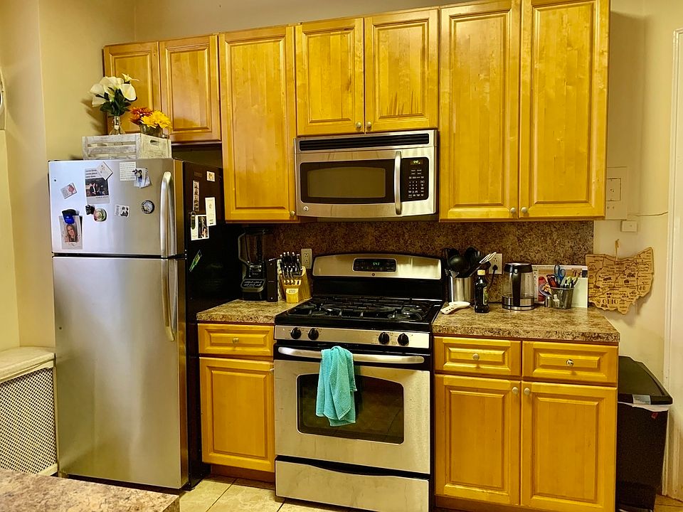 1st image of 25-36 42nd St #2