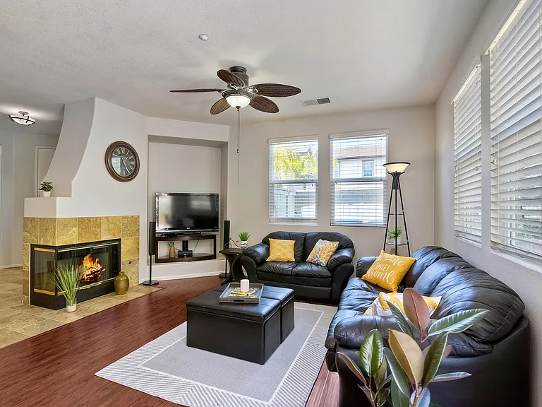 16471 Calloway Dr — Photo 5
