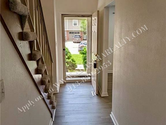 2nd image of 710 SW 36th Street Ter