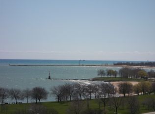 5455 N Sheridan Rd, Chicago, IL 60640