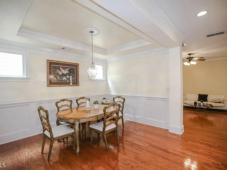 287 Gilliflower Park — Photo 9