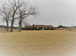 523 S Bellview Rd, Lowell, AR 72745