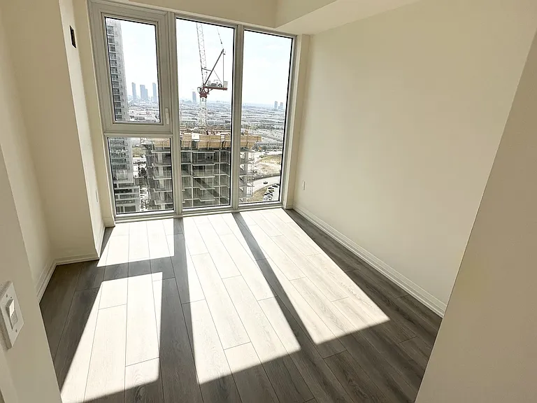 9000 Jane St #2115 — Photo 6
