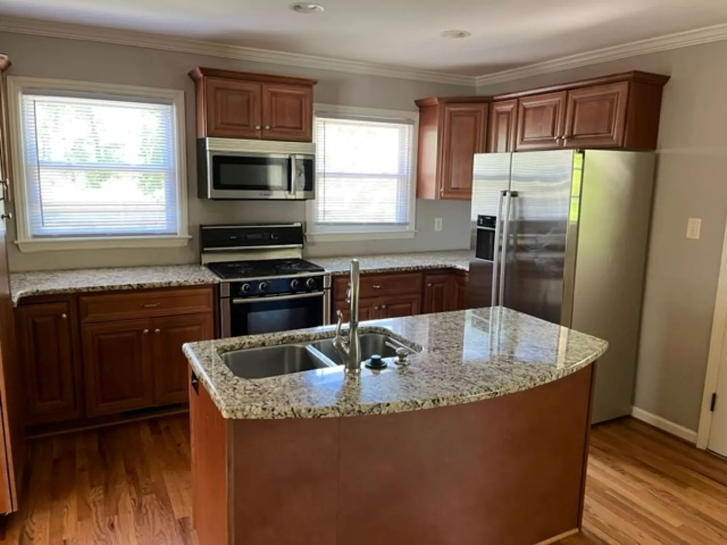 Nice home on Cul-De-Sac in Greensboro NC — Photo 4