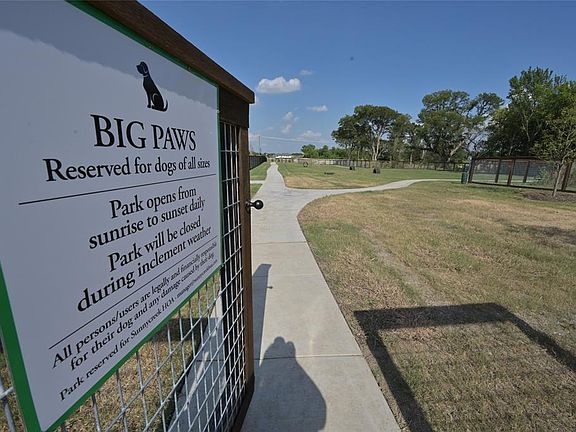 Community Big Dog Park