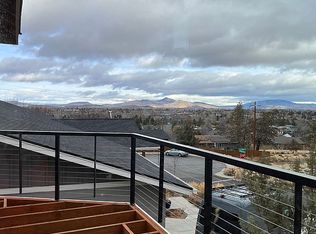 2329 SW Valley View Ct, Redmond, OR 97756