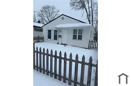 18285 Codding St Photo 1