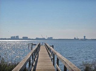 235 Lovers Ln, Ocean Springs, MS 39564